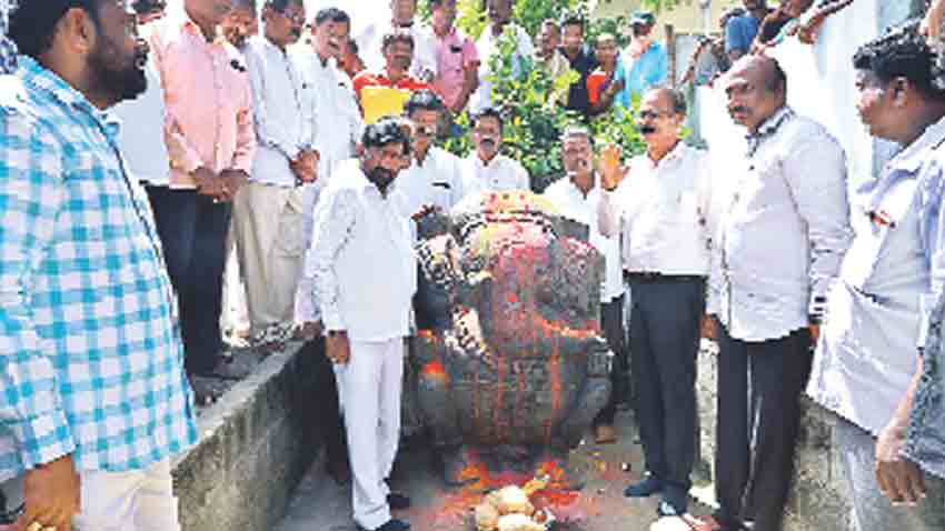చెన్నకేశవ స్వామి ఆలయాన్ని పూర్వ వైభవం