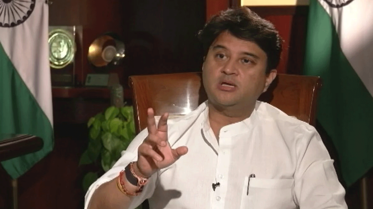 ఐదేండ్ల‌లో గ్లోబల్ ఏవియేష‌న్ హ‌బ్‌గా ఎద‌గ‌నున్న భార‌త్ : జ్యోతిరాదిత్య సింధియా