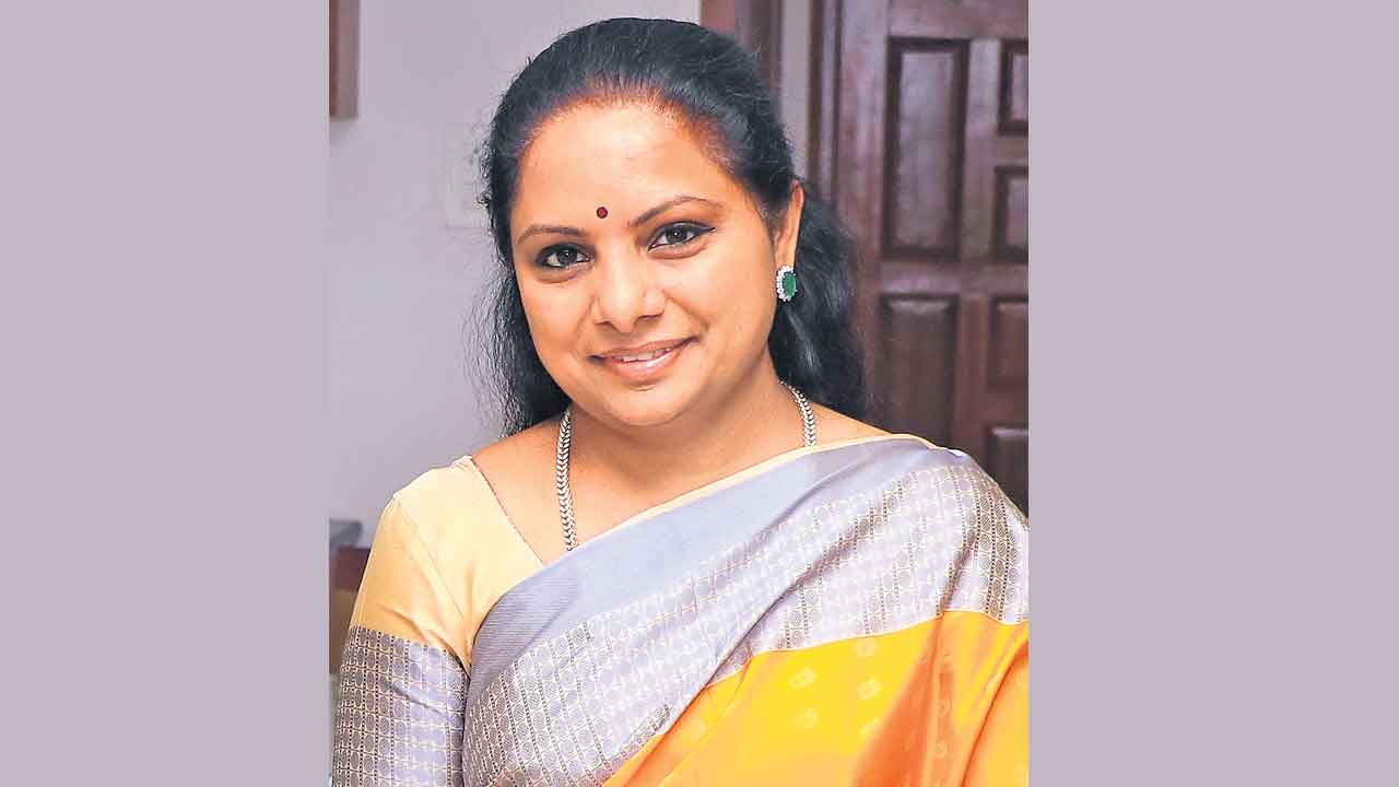 ఫలిస్తున్న కవిత పోరాటం