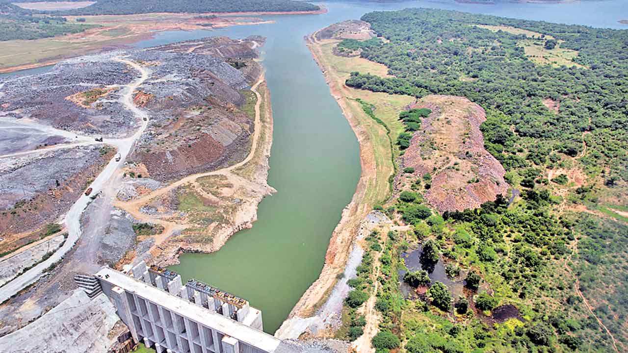 వెల్లువలా నీటి పండుగకు!