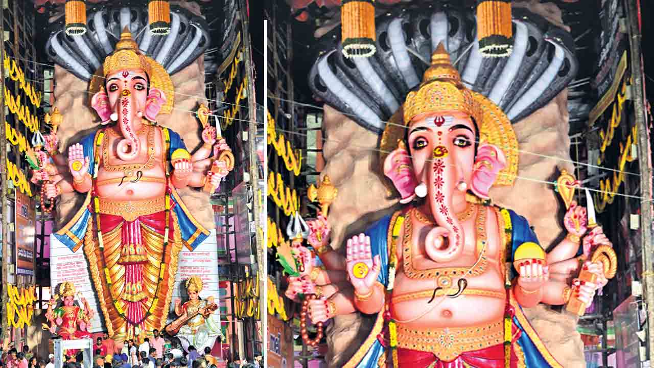 63 అడుగుల దశ మహా గణపతి