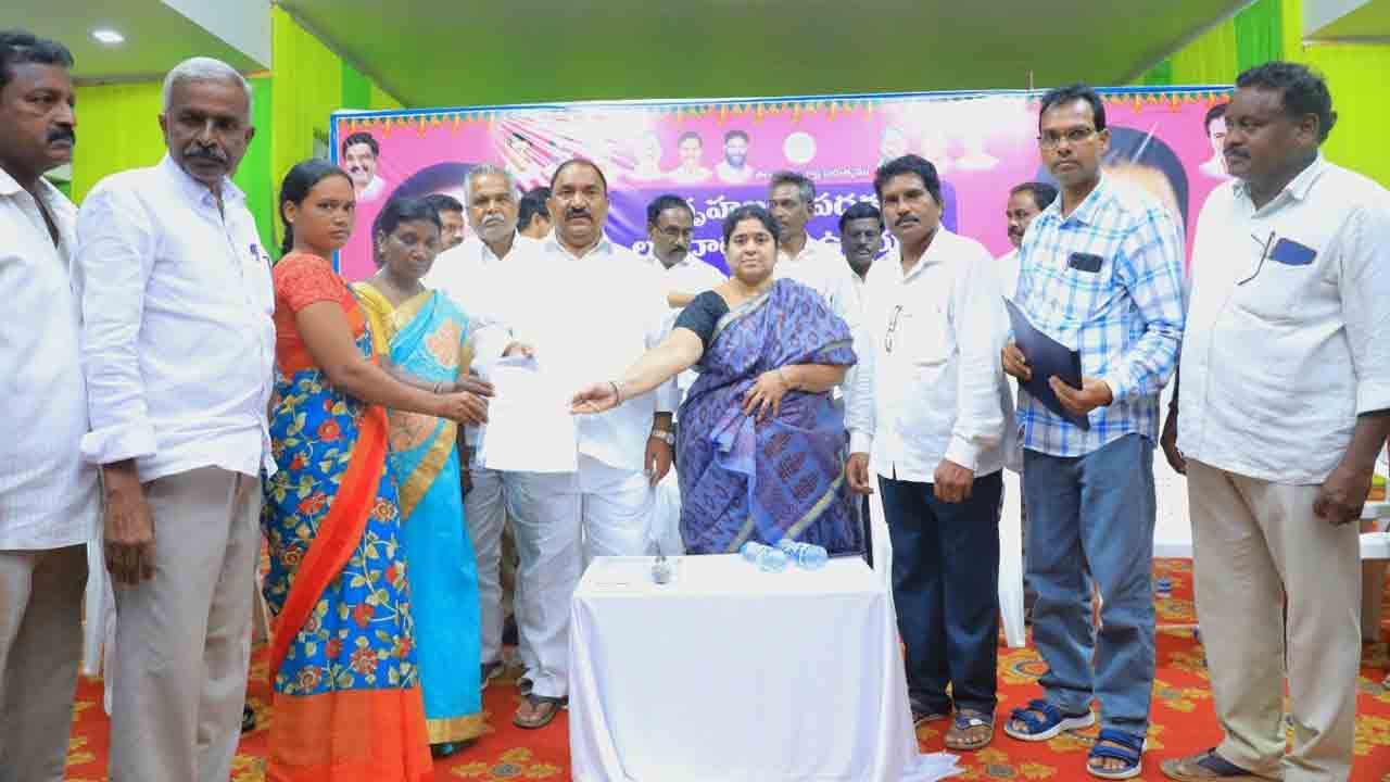 మహిళా సంక్షేమమే ప్రభుత్వ ధ్యేయం