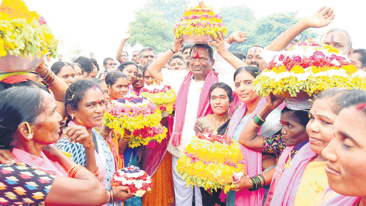 కాంగ్రెస్‌ది అధికార యావ