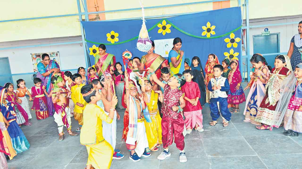 ఆబాల గోపాలం