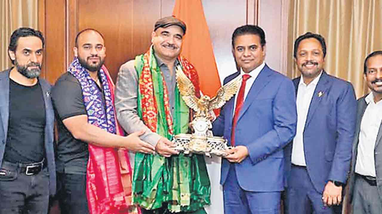 Telangana | తెలంగాణ‌లో రూ. 1040 కోట్ల పెట్టుబ‌డులు పెట్ట‌నున్న 3 దిగ్గ‌జ కంపెనీలు..