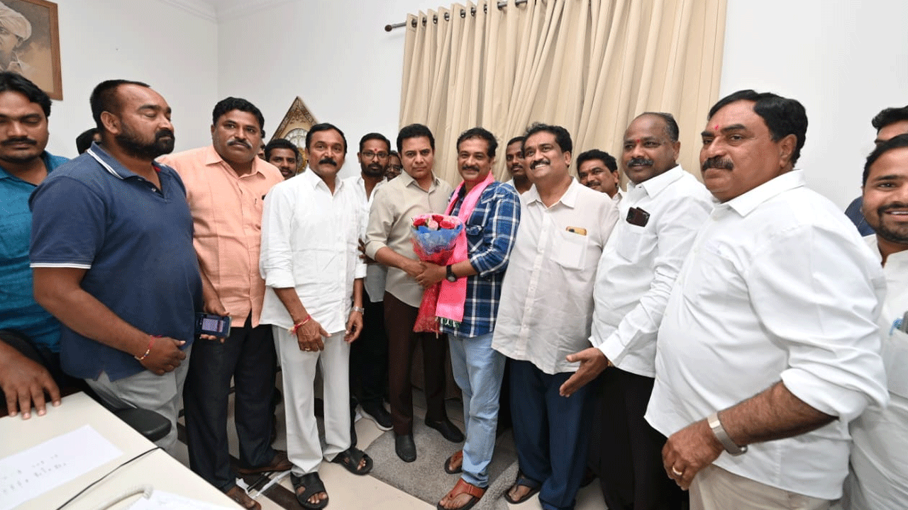Minister KTR | మంత్రి కేటీఆర్ సమక్షంలో బీఆర్‌ఎస్‌లో చేరిన బొమ్మనబోయిన రాజేందర్