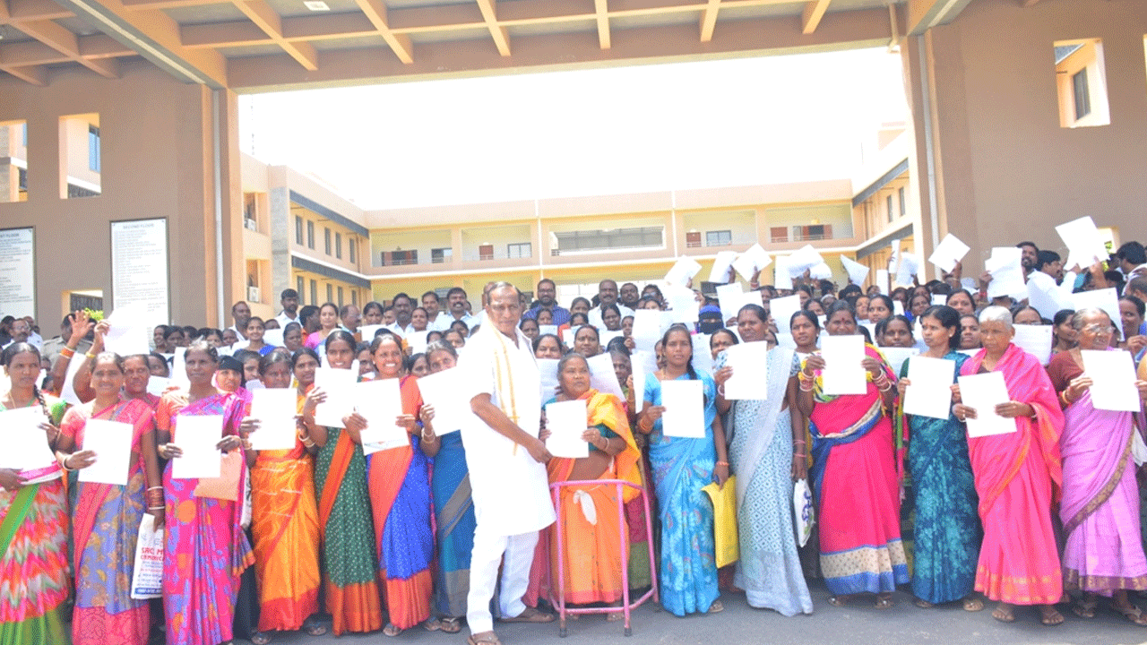 Minister Mallareddy | గృహలక్ష్మి పథకంతో  పేదల సొంతింటి కల సాకారం : మంత్రి మల్లారెడ్డి