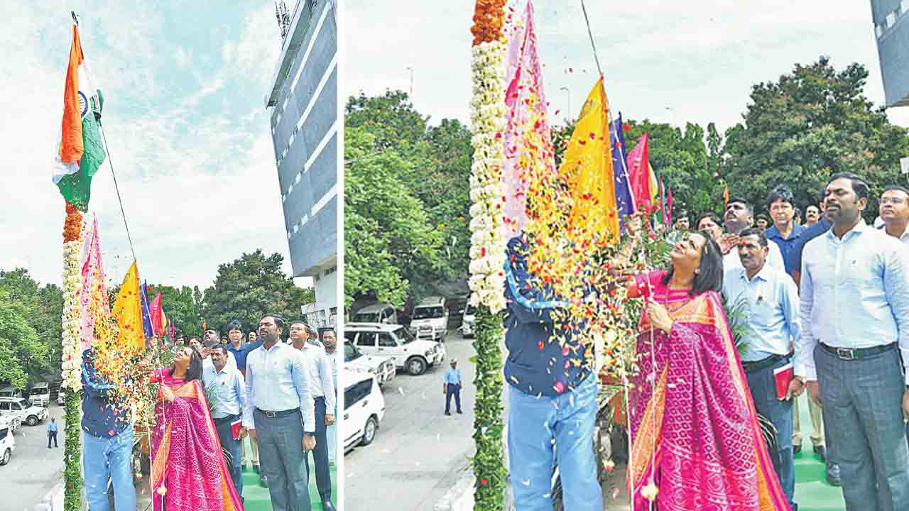 తెలంగాణ నమూనా దేశానికే ఆదర్శం