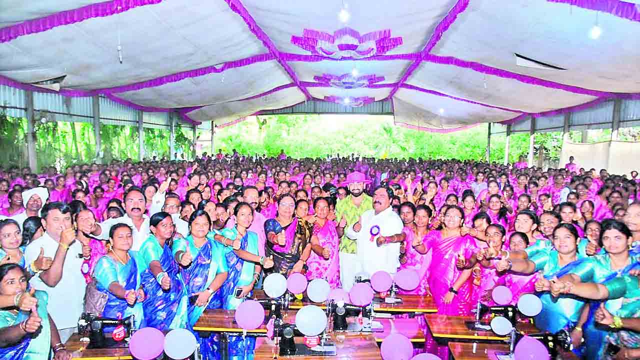 ఉపాధి కల్పనే ధ్యేయం