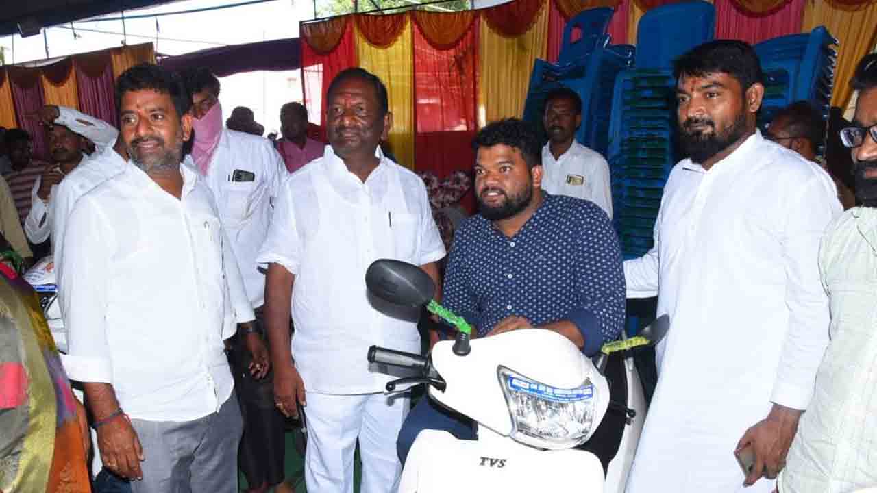 బీఆర్‌ఎస్‌తోనే దివ్యాంగుల సంక్షేమం