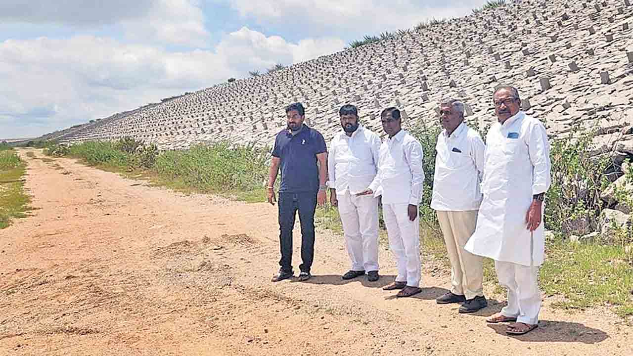 కరువు నేలను తాకనున్న కృష్ణమ్మ