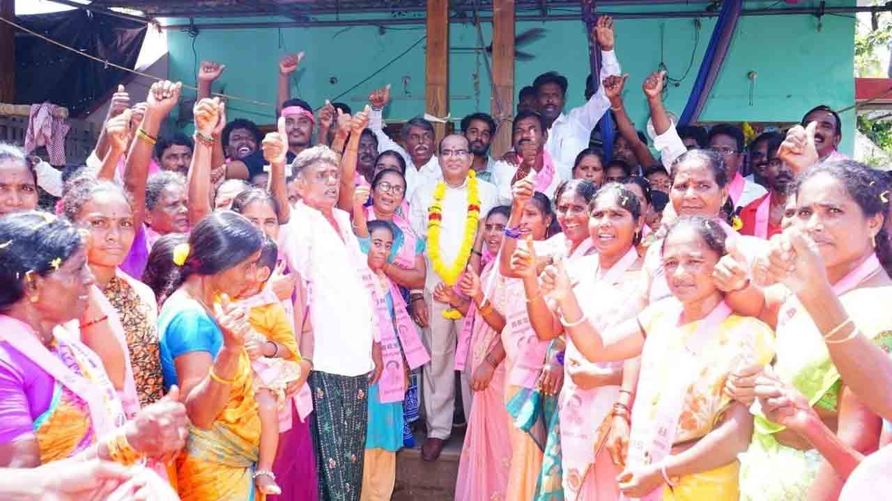 తెలంగాణ అభివృద్ధి ప్రదాత సీఎం కేసీఆర్‌