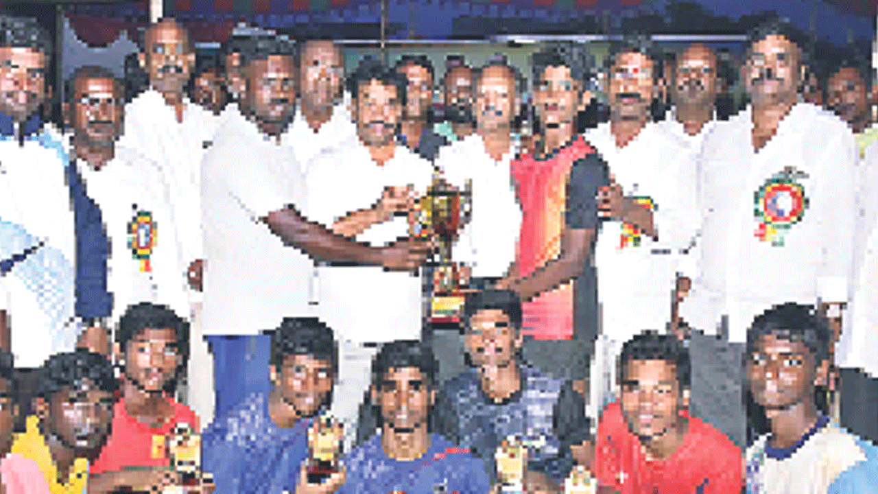 క్రీడల్లోనూ సత్తా చాటాలి