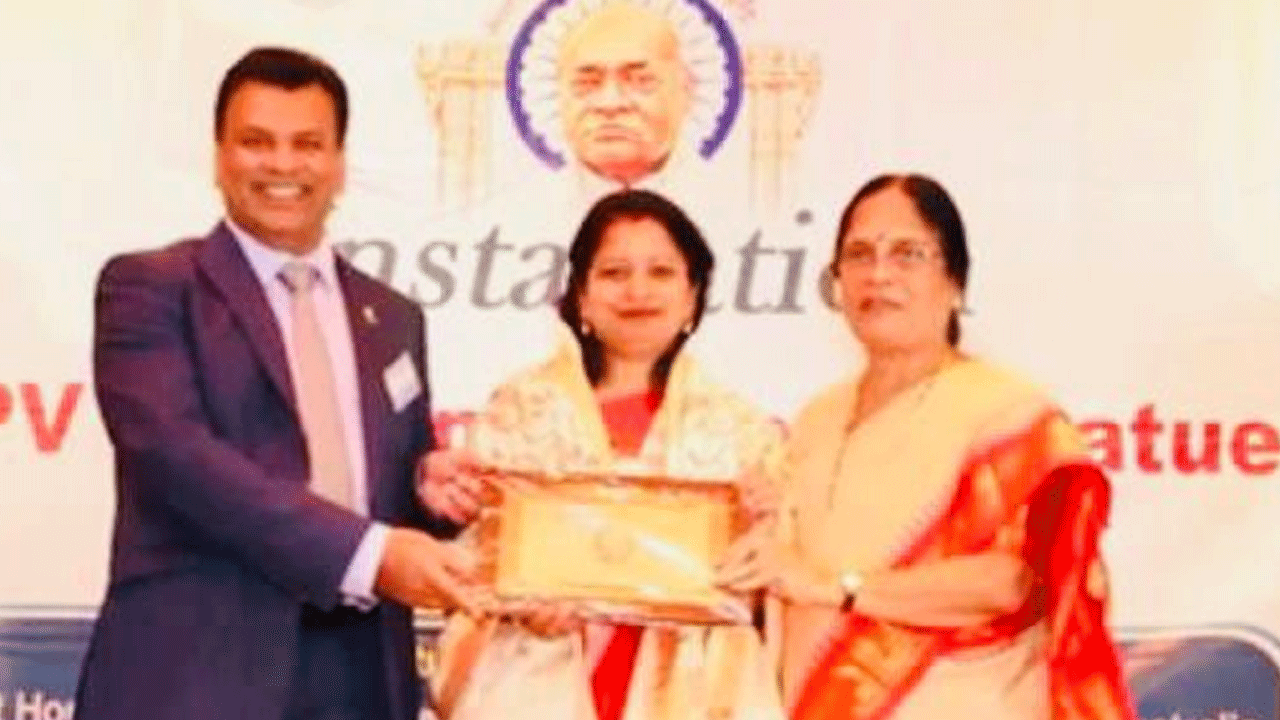 NRI | ఆస్ట్రేలియాలో డిప్యూటీ మేయర్‌గా గెలిచిన తెలంగాణ ఆడ‌బిడ్డ.. అభినందించిన మహేష్‌ బిగాల