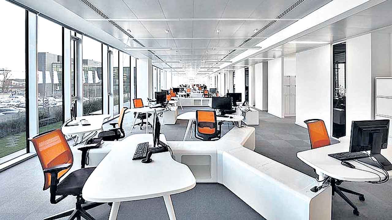 Hyderabad | ముంబై, బెంగళూరు నై.. హైదరాబాద్‌ సై.. ఆఫీస్‌ స్పేస్‌లో హాట్‌కేక్‌లా మారిన భాగ్యనగరం