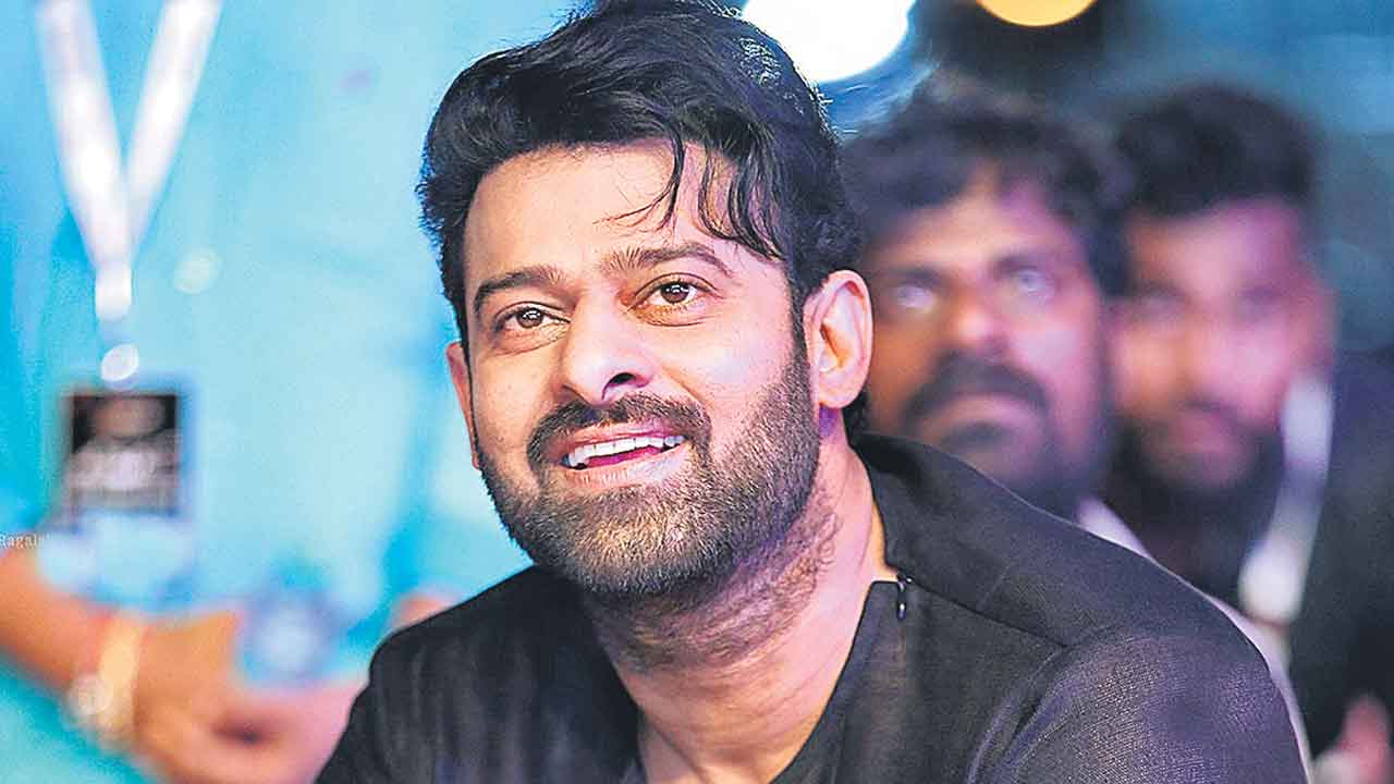 Prabhas | వృద్ధుడి పాత్రలో ప్రభాస్‌.. మారుతి సినిమా నుంచి ఇంట్రెస్టింగ్‌ న్యూస్‌ వైరల్‌!