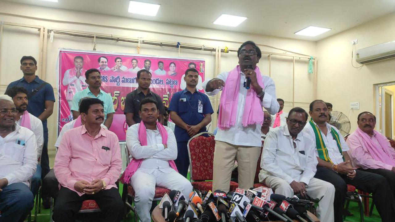 పదికి పది సీట్ల్లు గెలుస్తాం