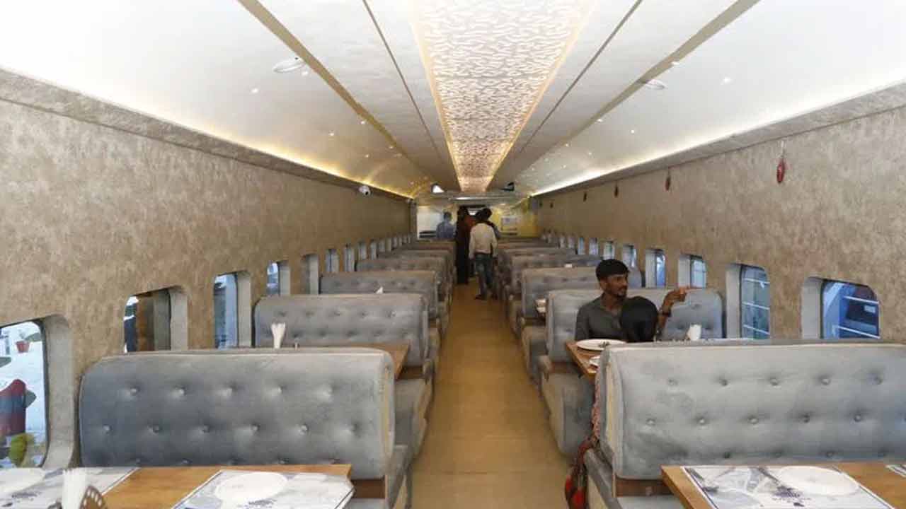 Rail Coach Restaurant | ఫుడ్ ల‌వ‌ర్స్‌కు గుడ్ న్యూస్.. నెక్లెస్ రోడ్డు స్టేష‌న్‌లో రైల్ కోచ్ రెస్టారెంట్ ప్రారంభం..