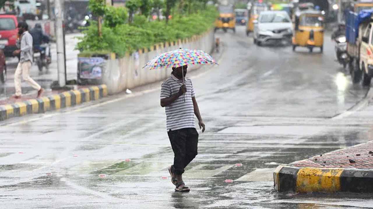 Rains | రాబోయే నాలుగు రోజుల్లో హైద‌రాబాద్‌లో మోస్త‌రు వ‌ర్షాలు..!