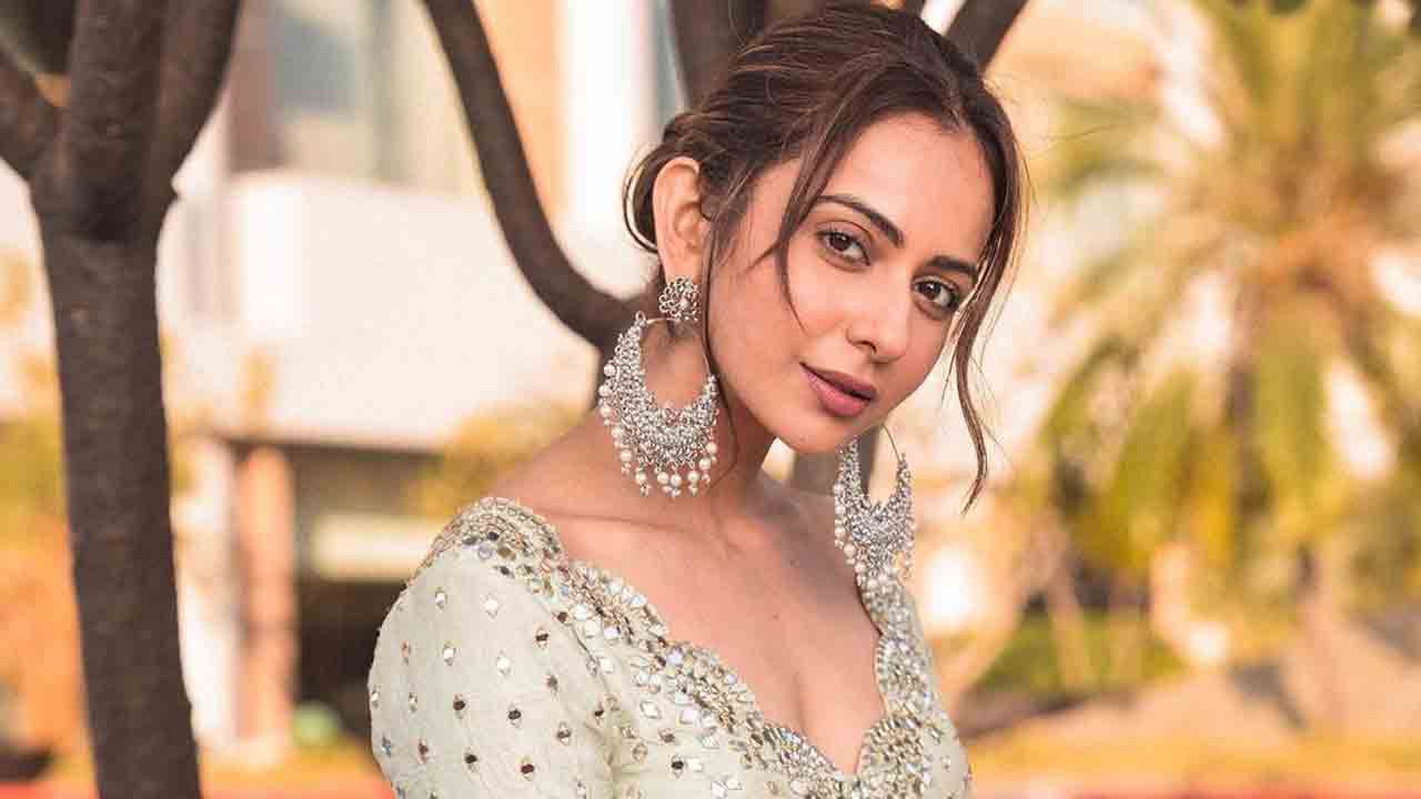 ఉందిలే మంచికాలం..