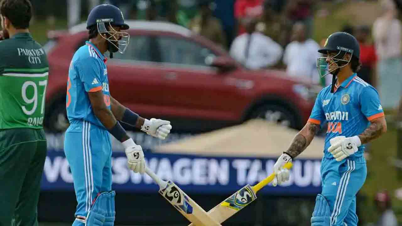 Asia Cup 2023 | ఇండియా పాకిస్థాన్ మ్యాచ్ ఆదిపురుష్ పాట‌తో హోరెత్తిన స్టేడియం.. వీడియో వైర‌ల్