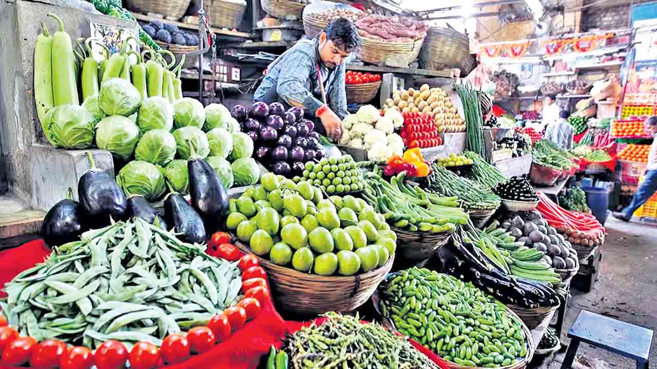 ధరలు ఇంకా పైపైకే..