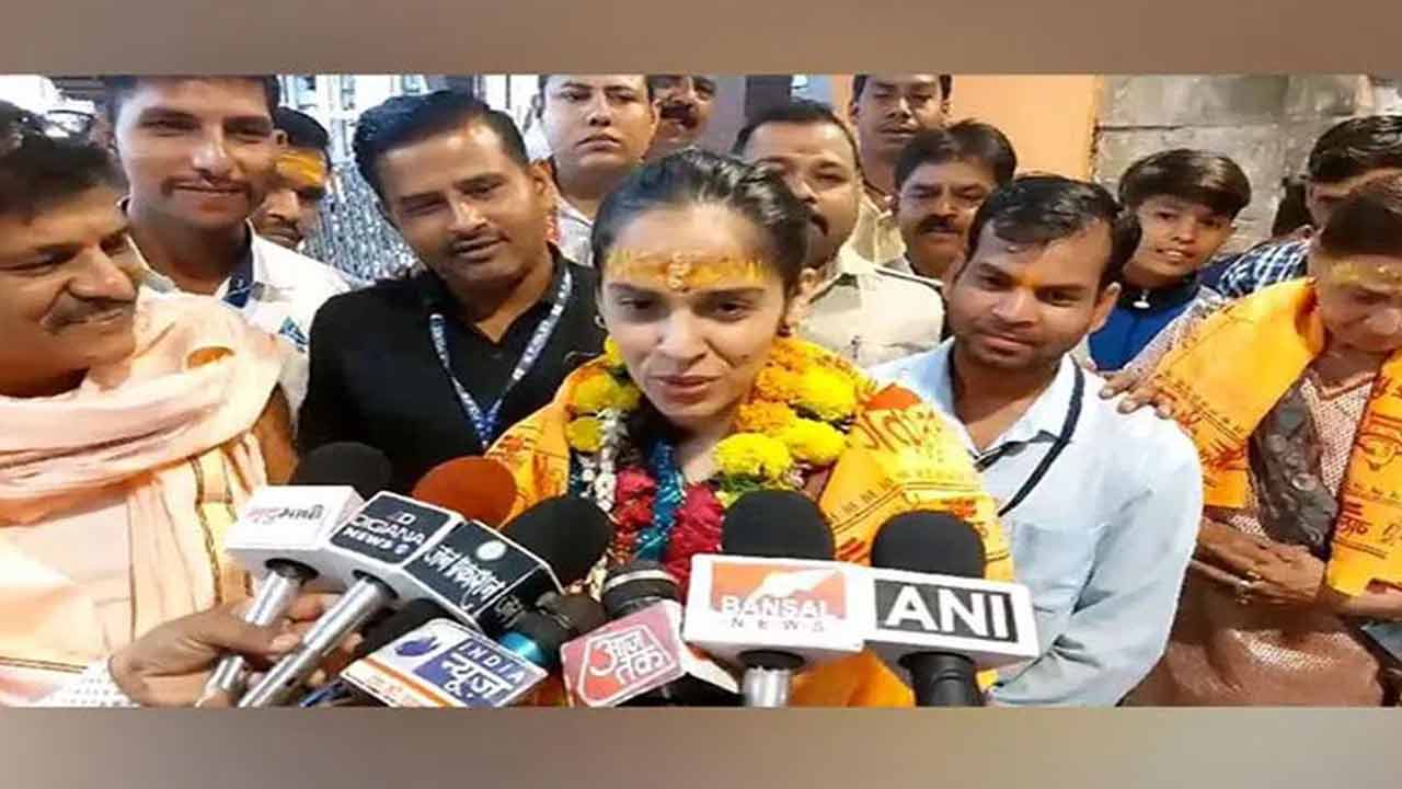 Saina Nehwal | మ‌హాకాళేశ్వ‌ర్ టెంపుల్‌లో సైనా నెహ్వాల్ ప్ర‌త్యేక పూజ‌లు