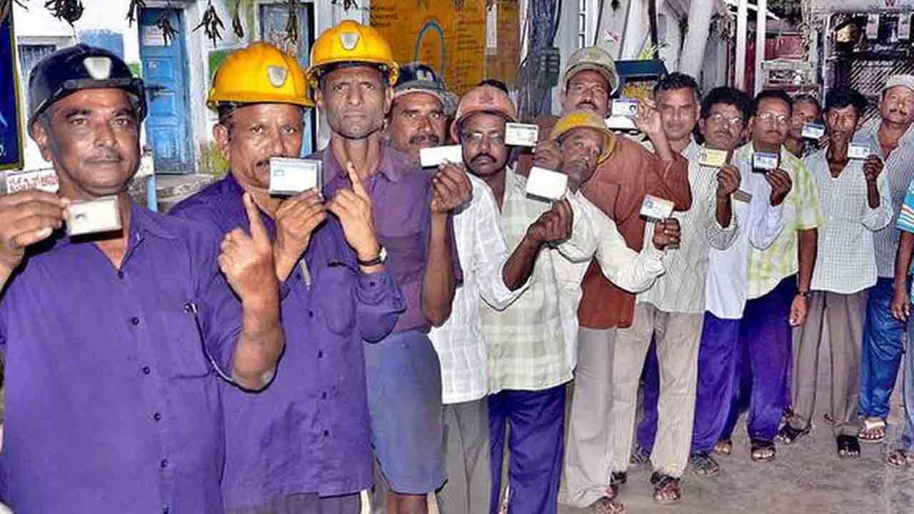 సింగరేణి ఎన్నికలపై తీర్పు వాయిదా