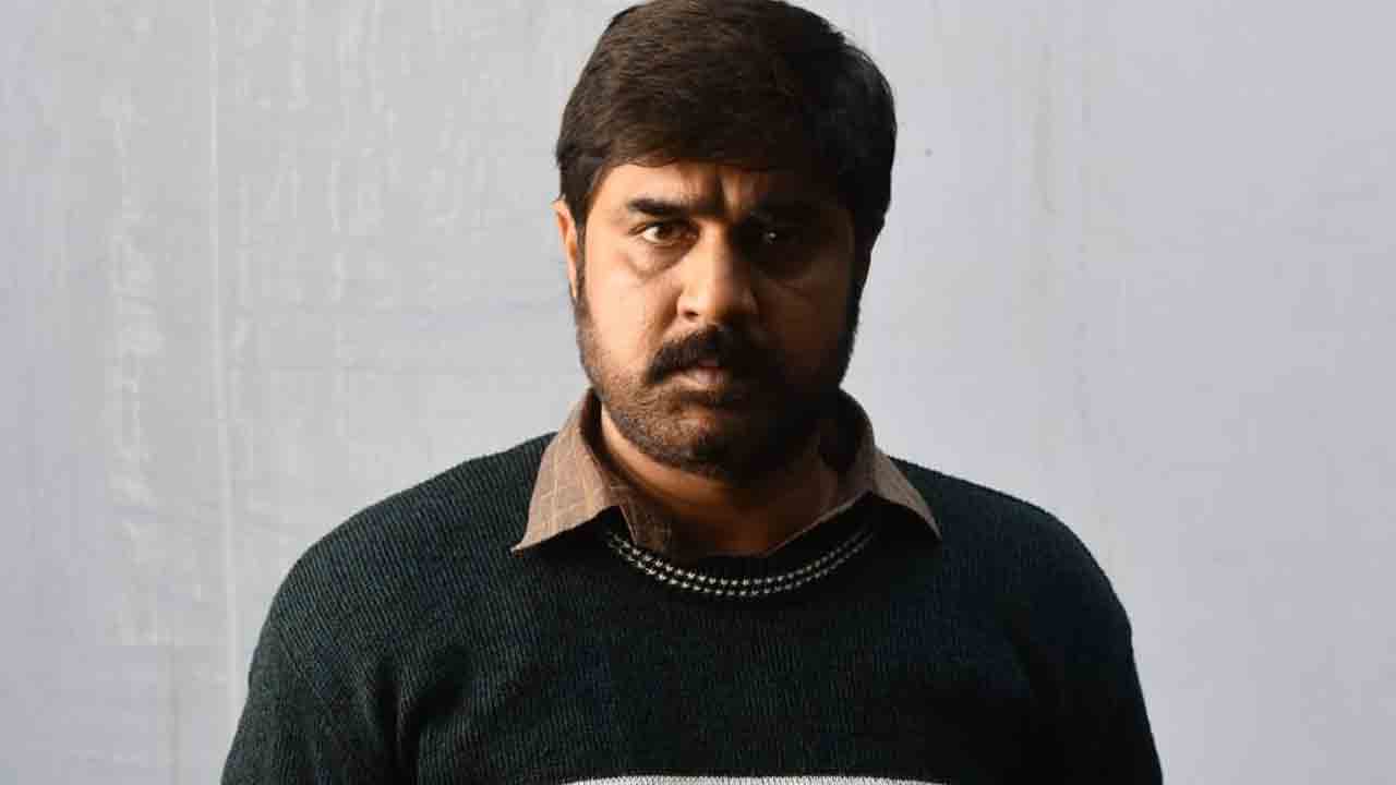 కోట బొమ్మాళిలో ఏం జరిగింది?.. శ్రీకాంత్ సినిమాపై పెరుగుతున్న ఉత్కంఠ