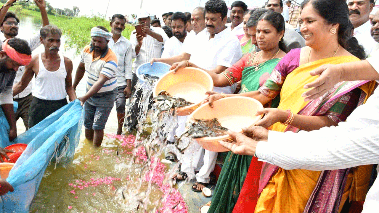 Minister Talasani | మత్స్య సంపదను అభివృద్ధిని చేసిన ఘనత సీఎం కేసీఆర్‌దే : మంత్రి తలసాని