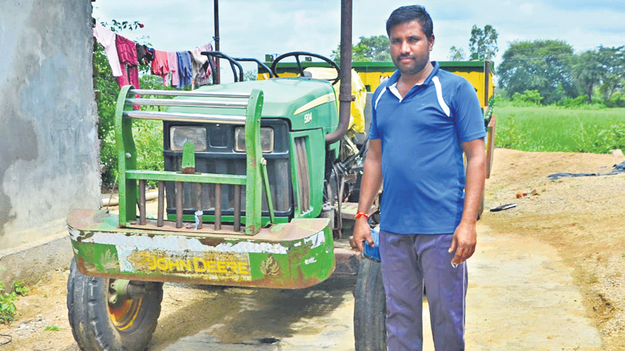 Tractor