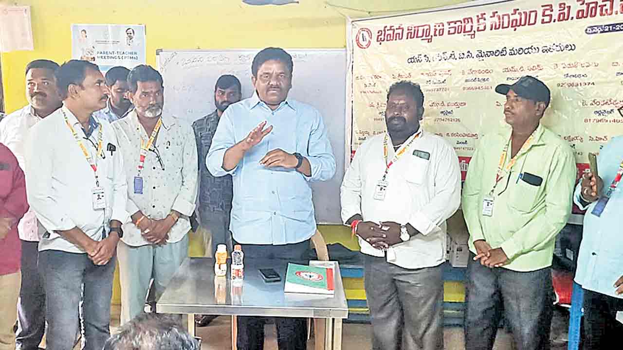 ఉచిత వైద్య సేవలు అభినందనీయం