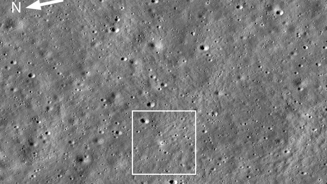 NASA: దక్షిణ ద్రువానికి 600 కిలోమీట‌ర్ల దూరంలో విక్ర‌మ్.. ల్యాండ‌ర్‌ను ఫోటో తీసిన నాసా ఆర్బిటార్‌