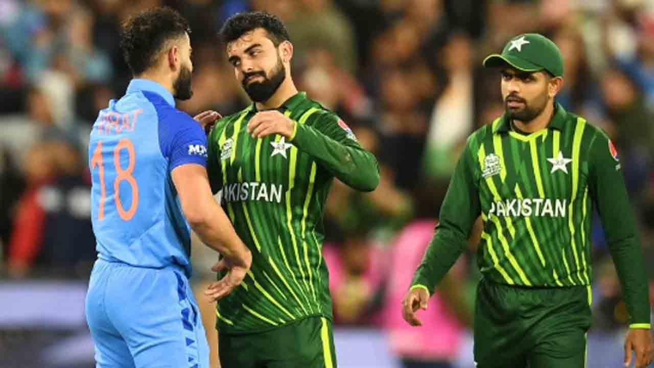 Virat Kohli | అది కేవలం కోహ్లీకే సాధ్యం .. విరాట్‌పై పాక్‌ ఆల్‌రౌండర్‌ ప్రశంసలు