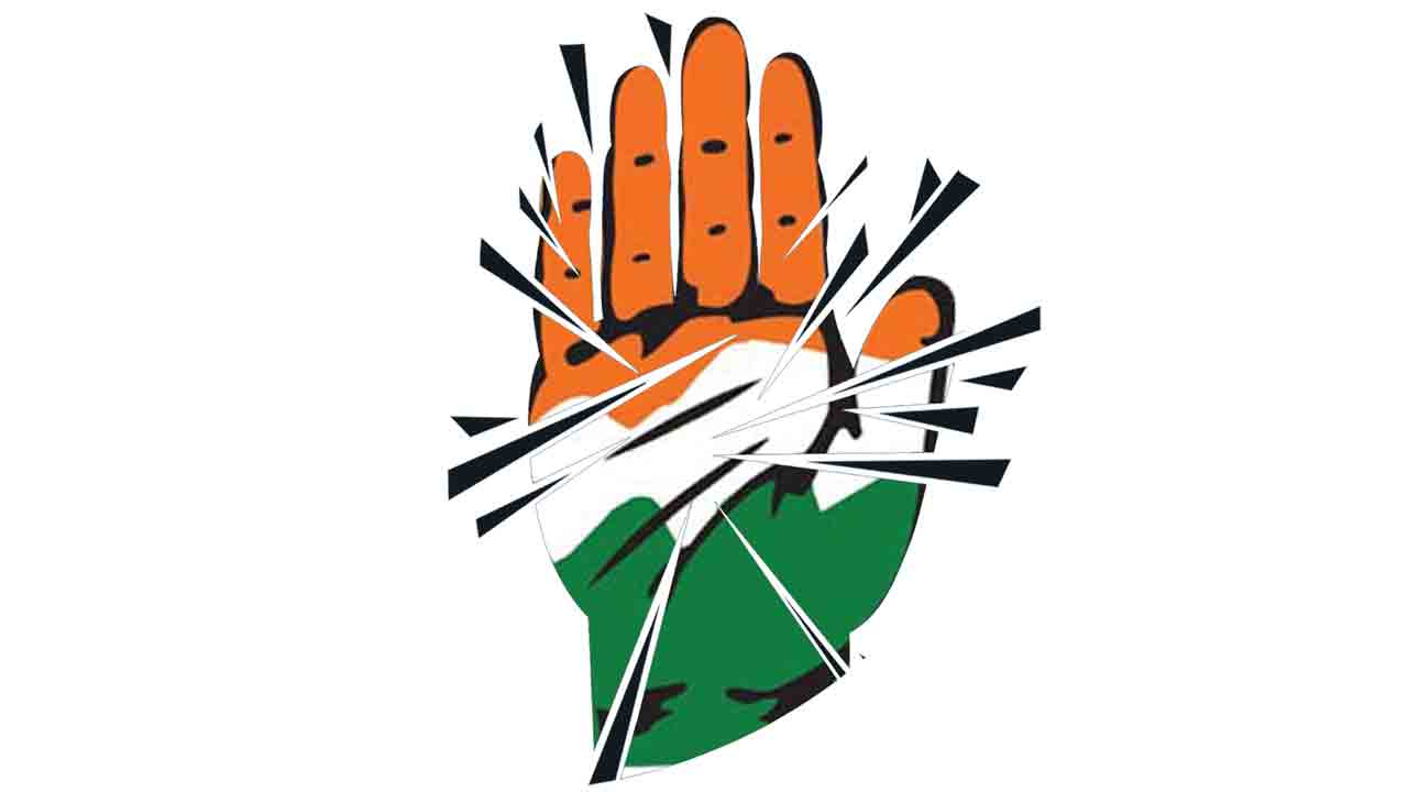 చెదురుతున్న ‘హస్త’ రేఖలు