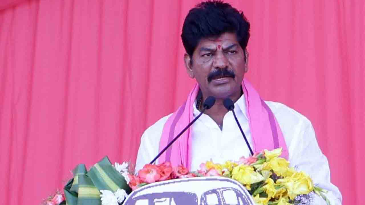 మానుకోటను ఇండస్ట్రియల్‌ హబ్‌గా తీర్చిదిద్దాలి