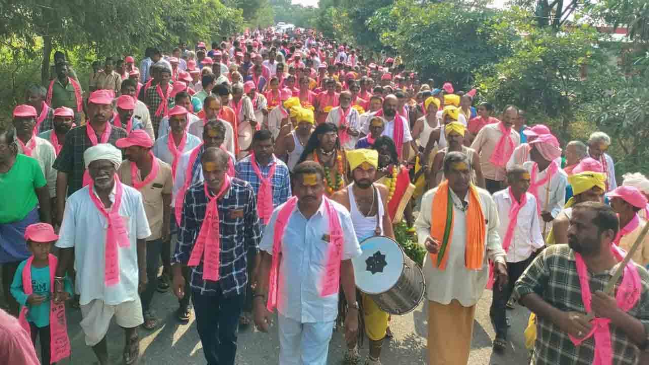 ఊరూరా కారు జోష్‌..