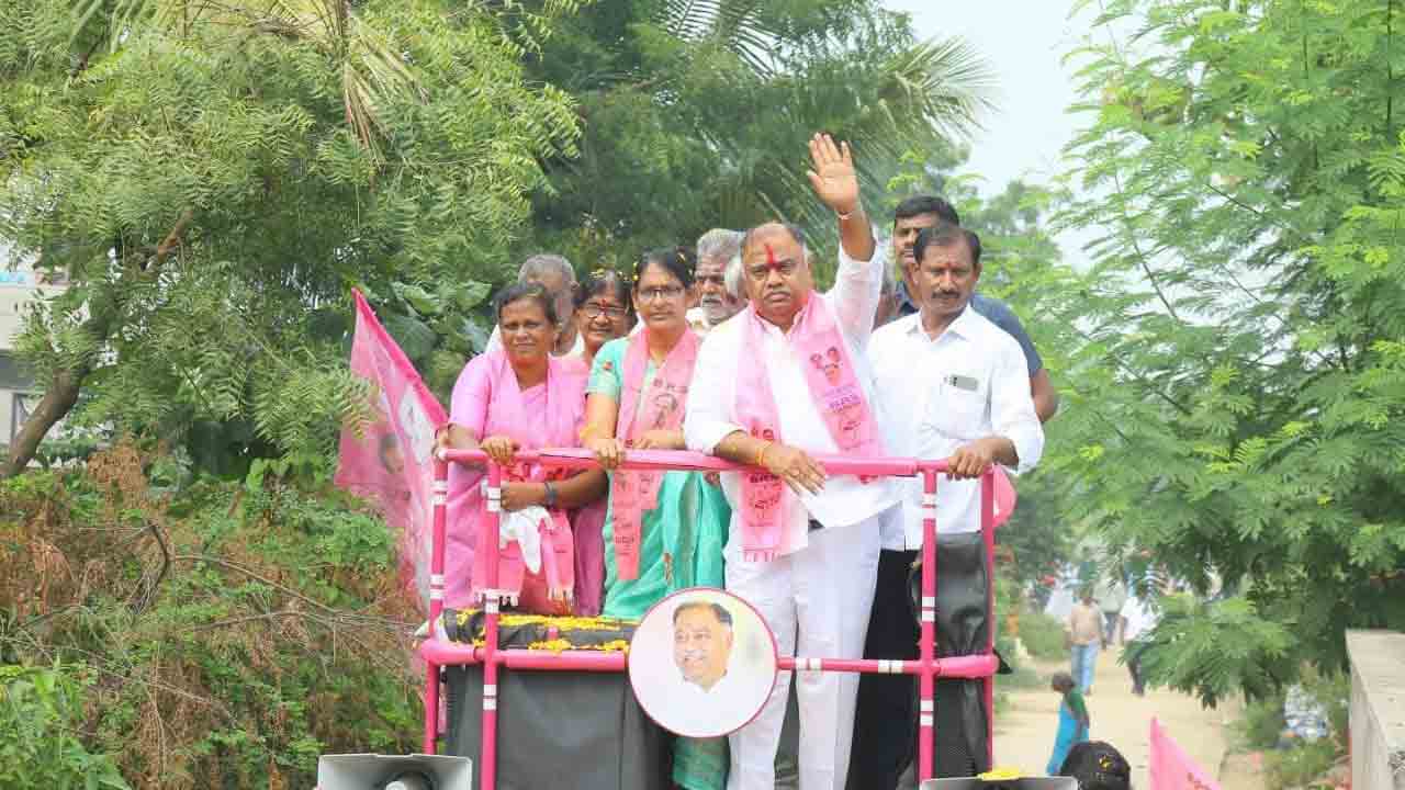 కదిలింది కందాళ ప్రచార రథం