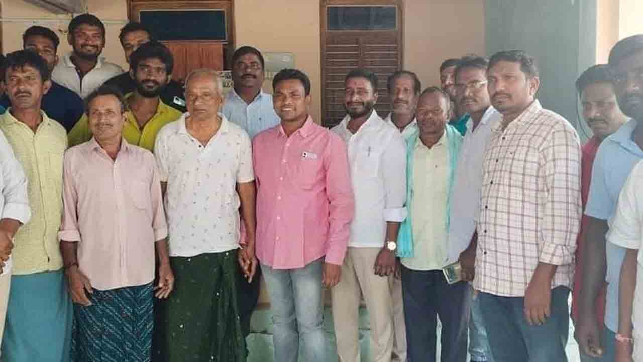 అభివృద్ధిని చూసి ఆదరించండి