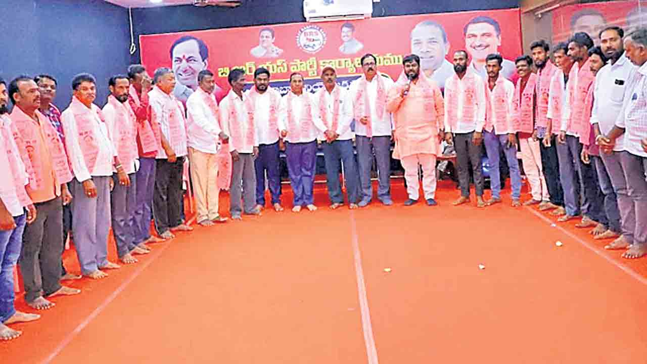 అభివృద్ధి చేస్తా..ఆశీర్వదించండి