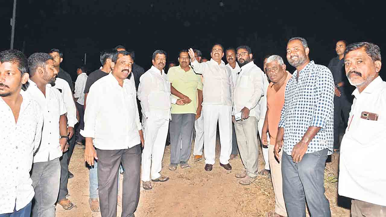 నేడు కార్యకర్తలతో రామన్న భేటీ