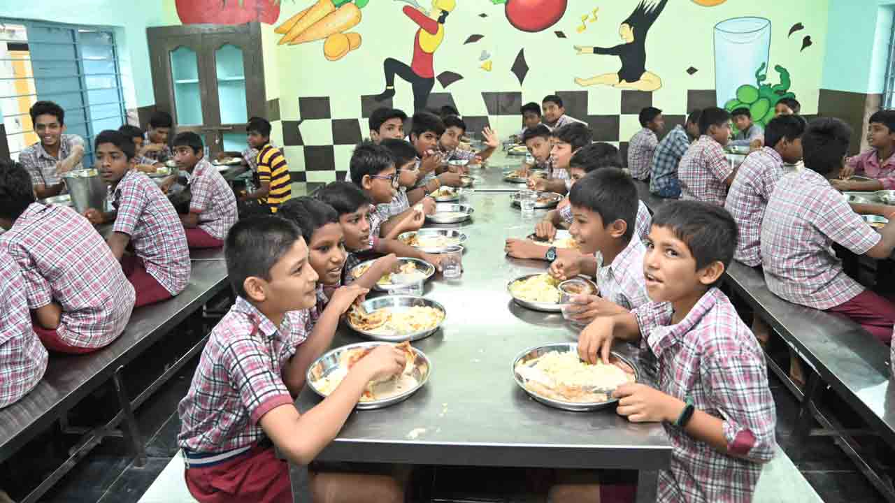 ఆకలి తీర్చే అద్భుత పథకం