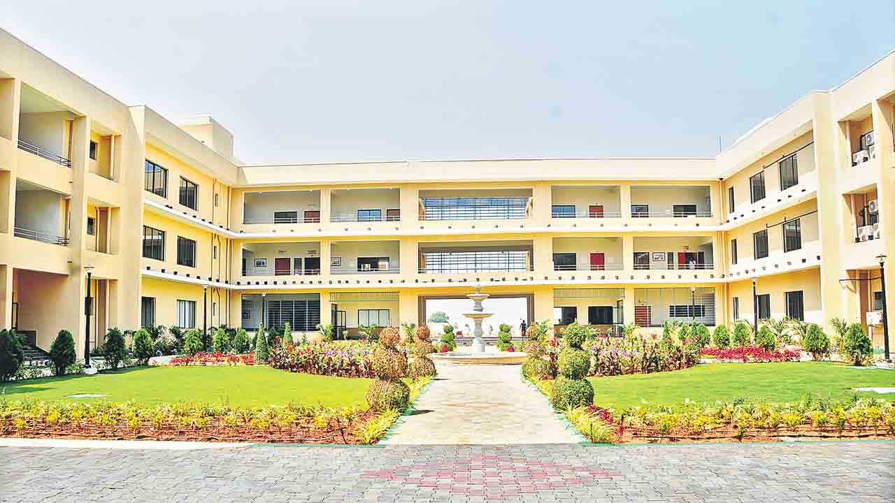 Minister KTR | నేడు ఉమ్మడి వరంగల్‌కు మంత్రి కేటీఆర్‌.. పలు అభివృద్ధి పనులకు శంకుస్థాపనలు, ప్రారంభోత్సవాలు