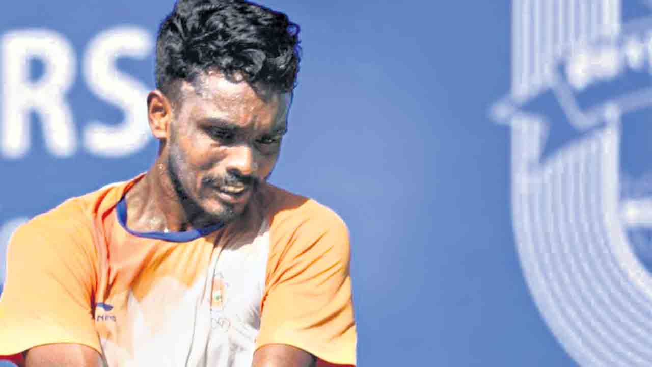 సెమీస్‌లో కార్తీక్‌ జోడీ