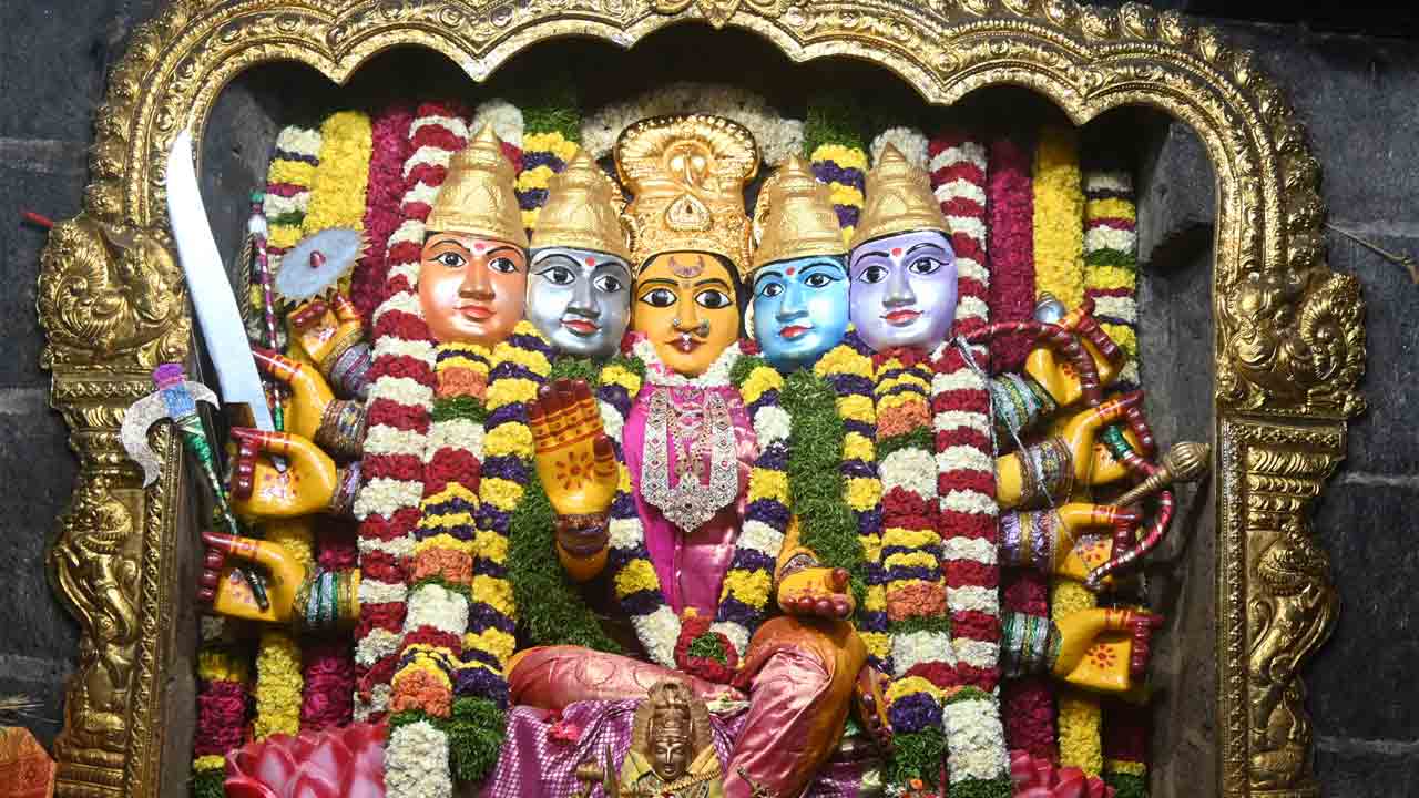 కనులపండువగా శరన్నవరాత్రి ఉత్సవాలు