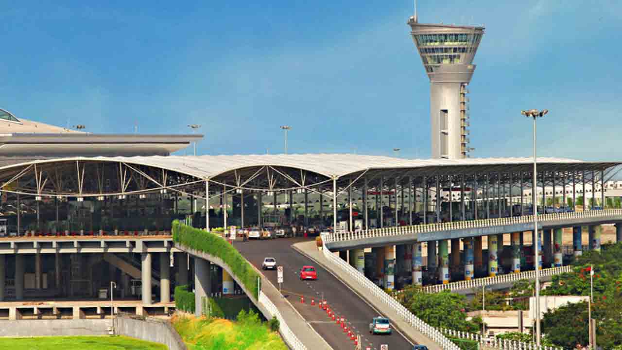 హైదరాబాద్‌ విమానాశ్రయం బెస్ట్‌