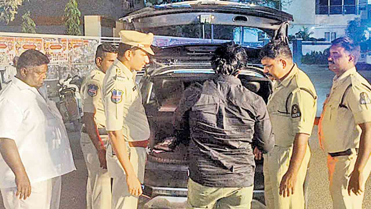 ఎన్నికల నిబంధనలు పాటించాలి..