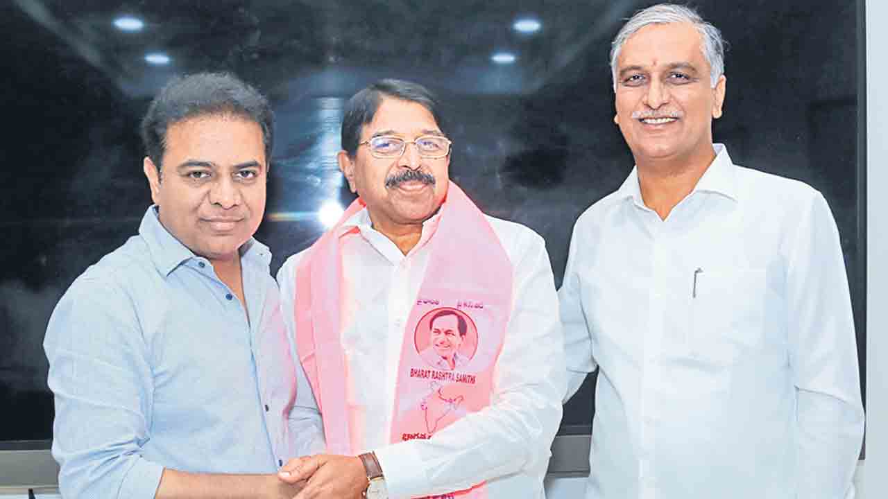 బీఆర్‌ఎస్‌లోకి పూర్వనాయకులు