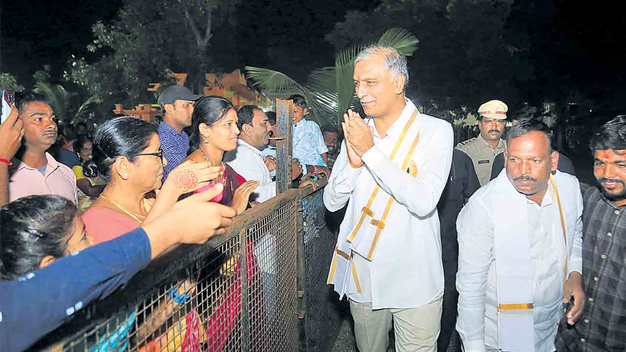 అండగా నిలుద్దాం