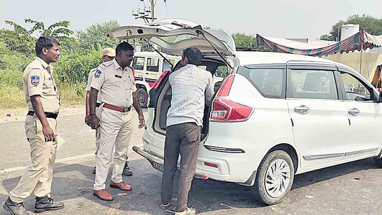 నిఘా.. తనిఖీ.. కవాతు